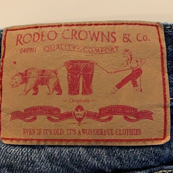 RODEO Crowns denim jeans unique style light wash in front and dark in back - Picture 6 of 13
